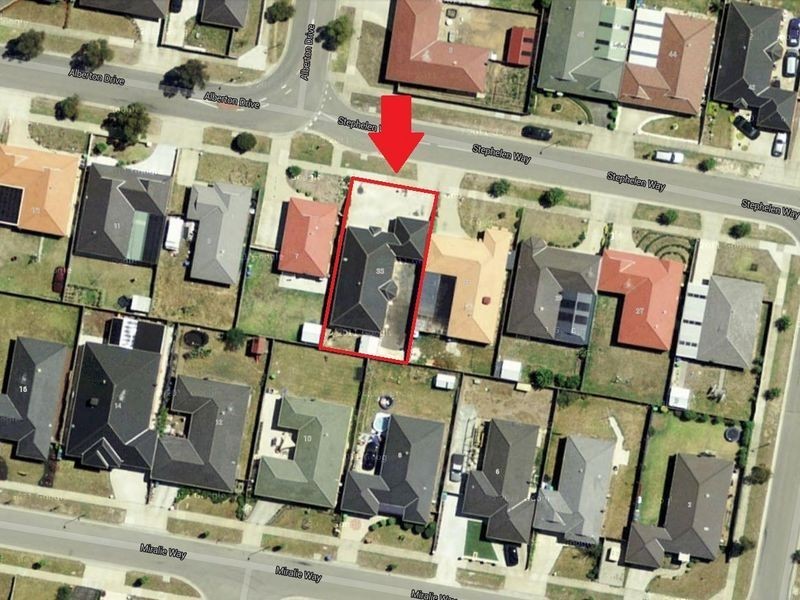 33 Stephellen Way, Cranbourne West VIC 3977