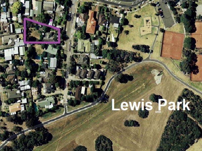 10 Berkley Street, Wantirna South VIC 3152