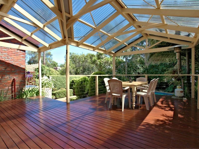 9 Redleaf Way, Wheelers Hill VIC 3150