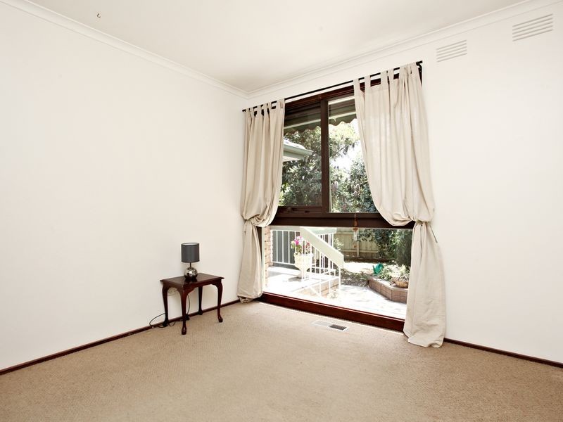 265 Brandon Park Drive, Wheelers Hill VIC 3150