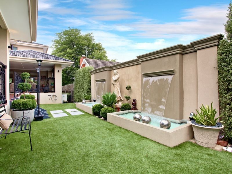 3 Ross Street, Doncaster East VIC 3109