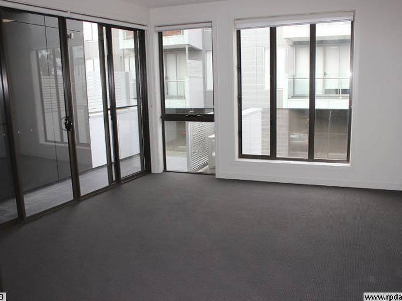 109/4 Yarra Bing Crescent, Burwood VIC 3125