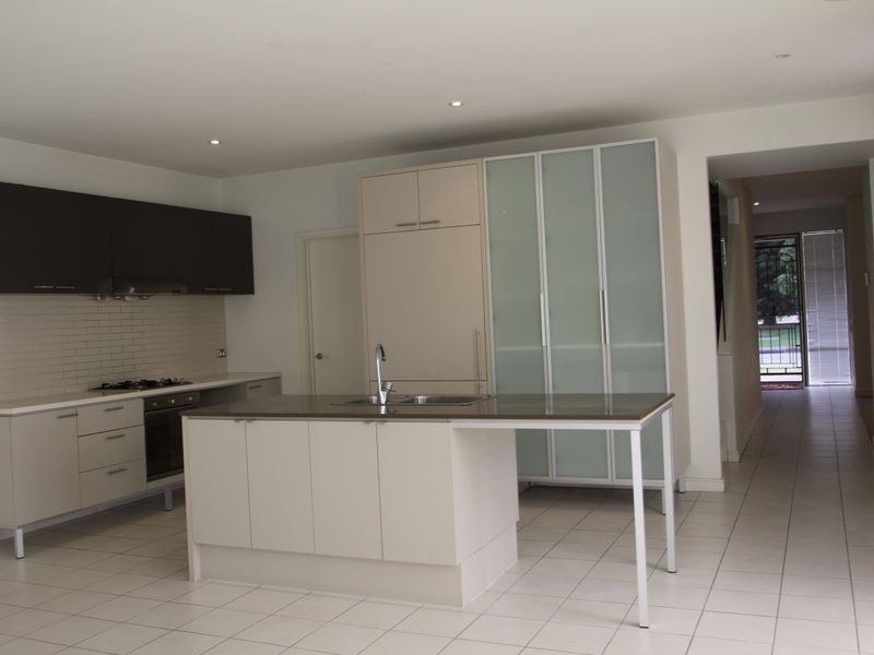 17 Notre Dame Parade, Mulgrave VIC 3170