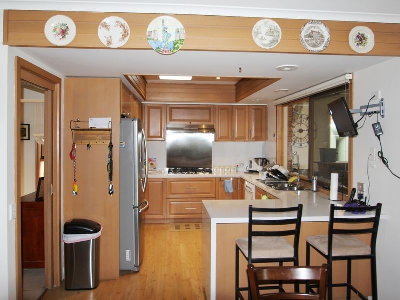 31 Remington Drive, Glen Waverley VIC 3150