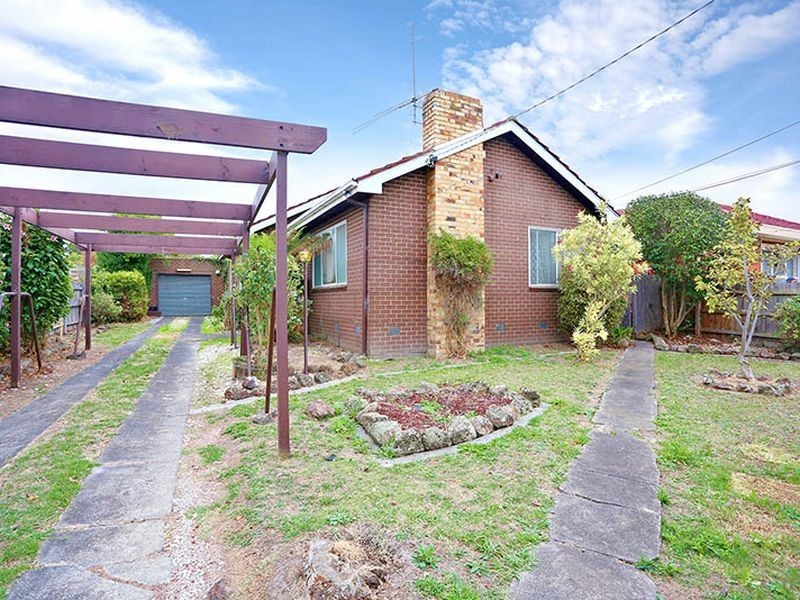 8 Kallay Street, Dandenong North VIC 3175