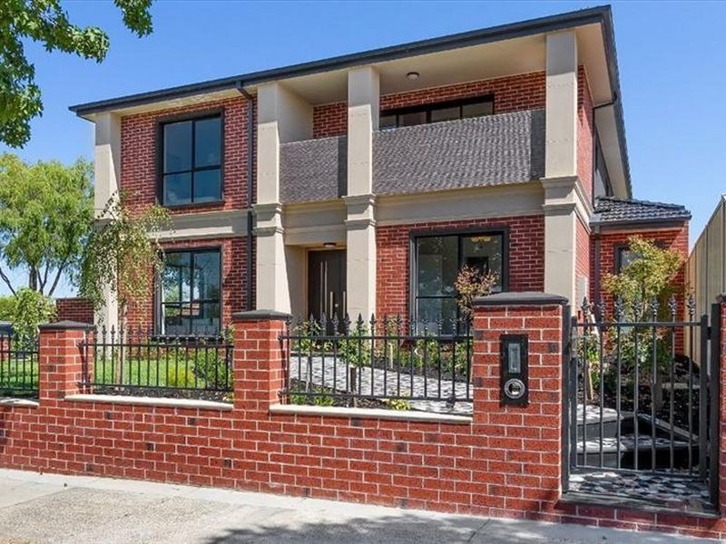 22 Charlotte Street, Glen Waverley VIC 3150