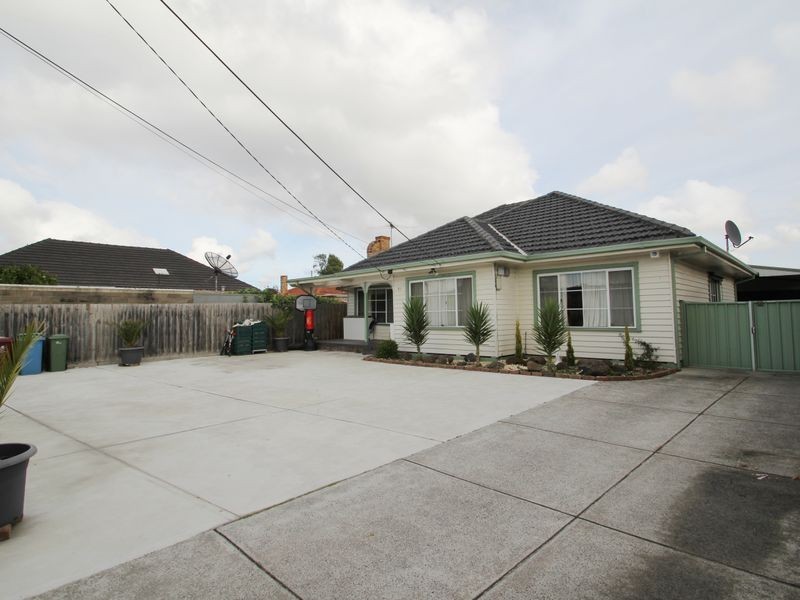 28 Elm Grove, Springvale VIC 3171