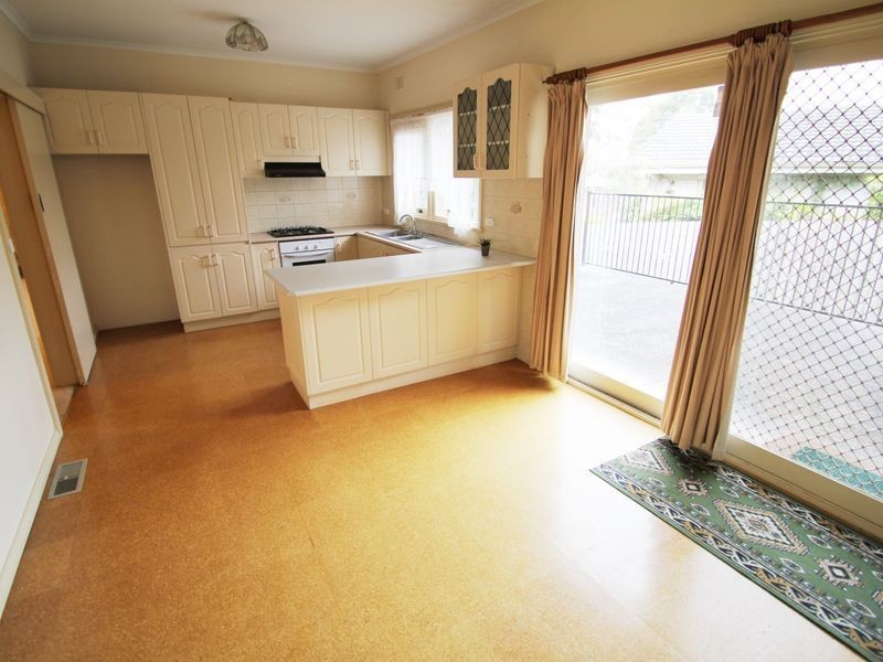 566 Waverley Road, Glen Waverley VIC 3150