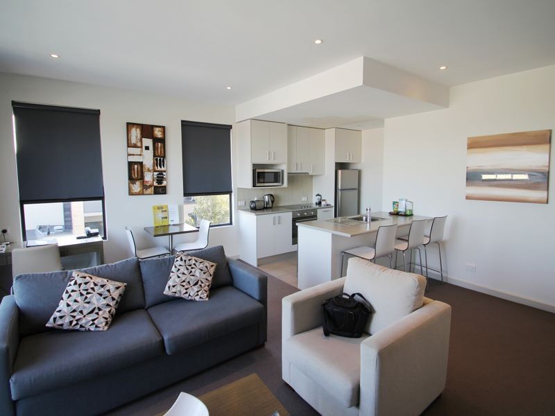 212/353 Springvale Road, Glen Waverley VIC 3150