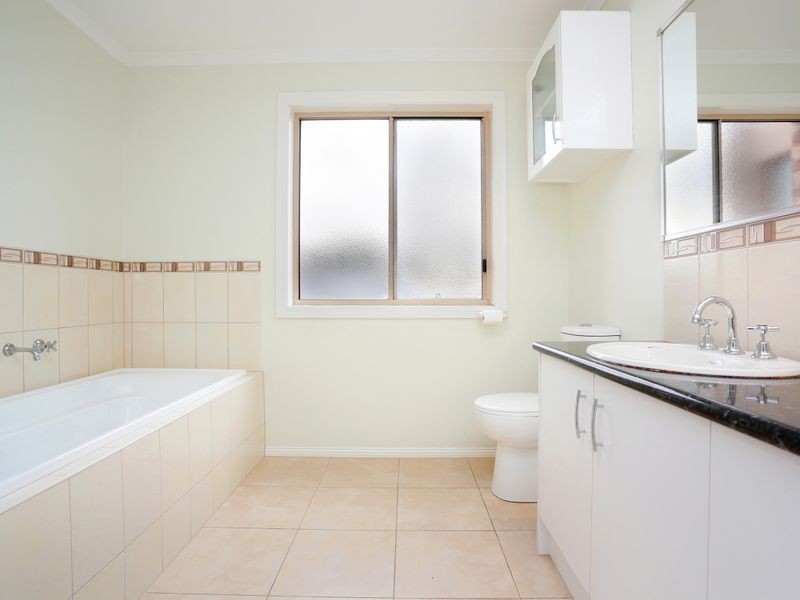 35A Regent Avenue, Springvale VIC 3171
