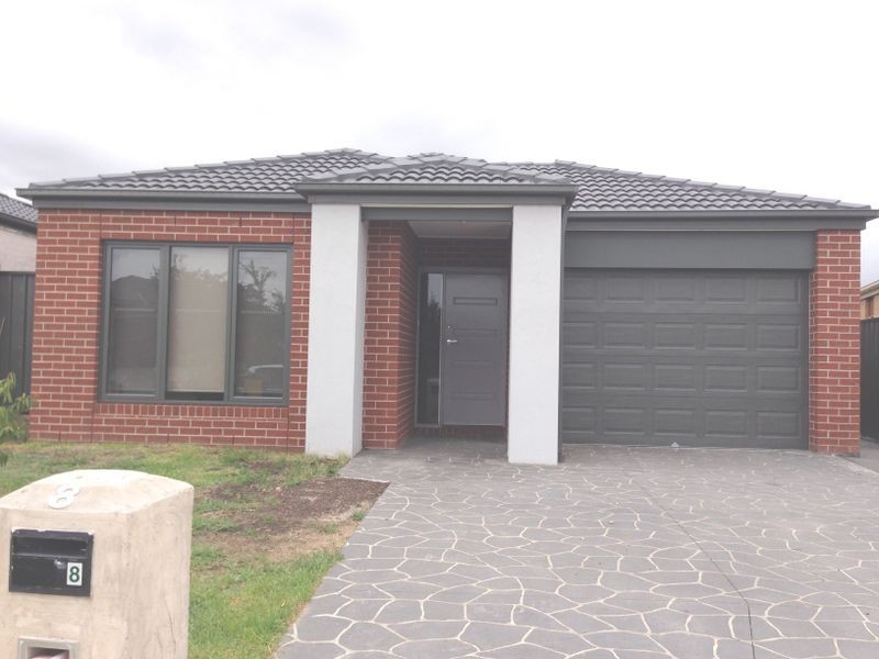 8 Panton Gap, South Morang VIC 3752