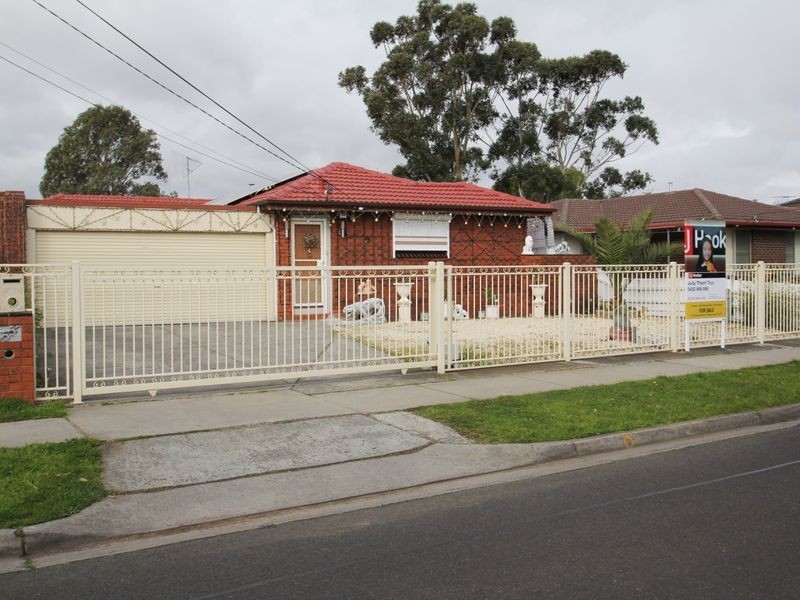 55 Bundeena Avenue, Keysborough VIC 3173