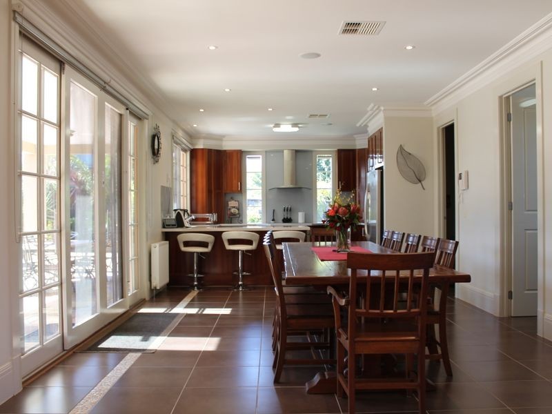 74 Leeds Road, Mount Waverley VIC 3149