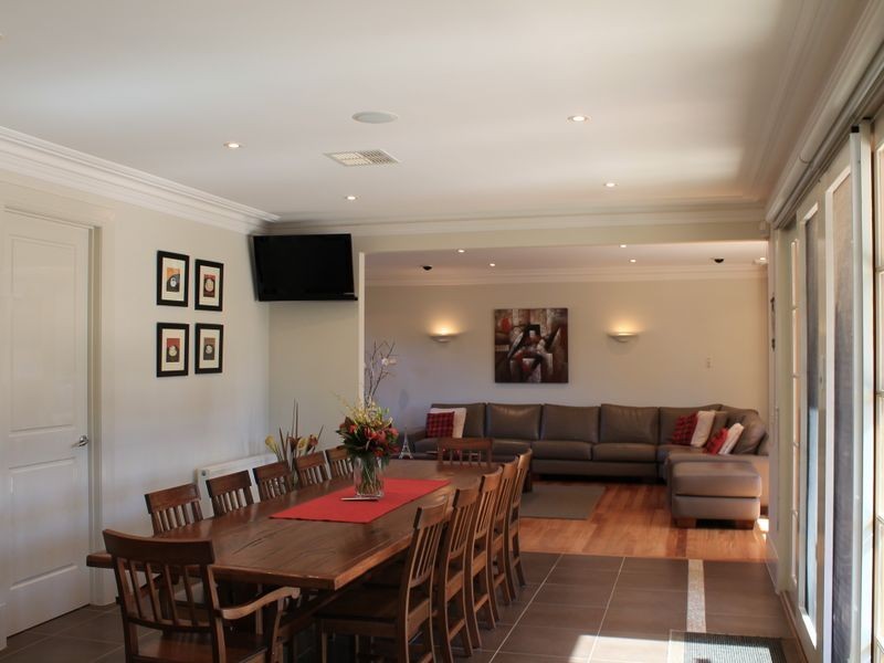 74 Leeds Road, Mount Waverley VIC 3149