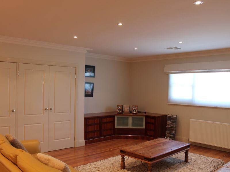 74 Leeds Road, Mount Waverley VIC 3149