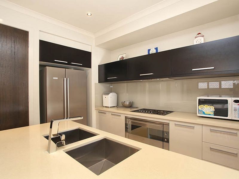 17B Doynton Parade, Mount Waverley VIC 3149