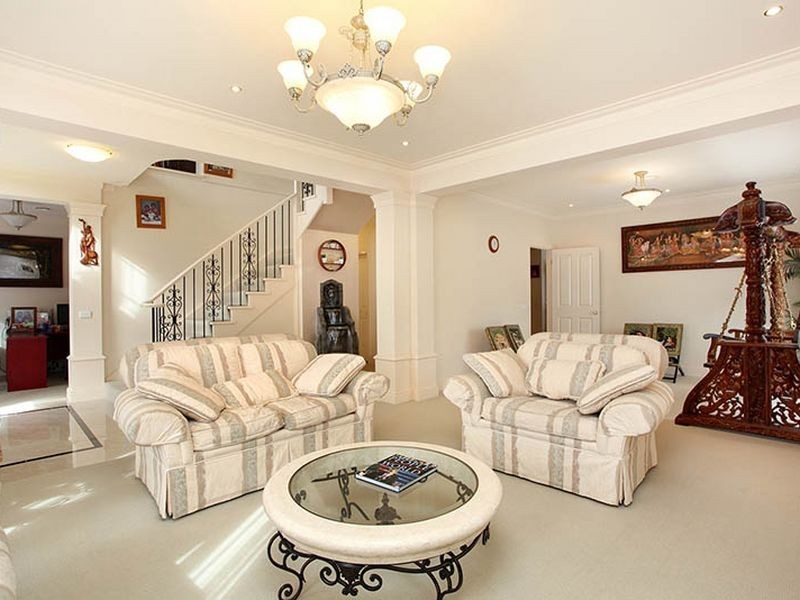 43 Kwinana Street, Glen Waverley VIC 3150