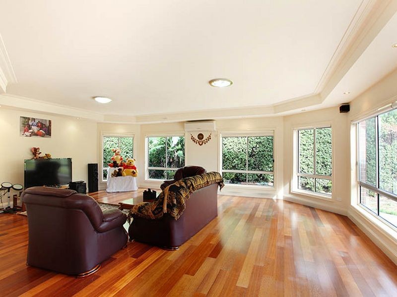 43 Kwinana Street, Glen Waverley VIC 3150