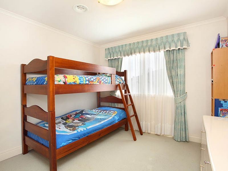 43 Kwinana Street, Glen Waverley VIC 3150