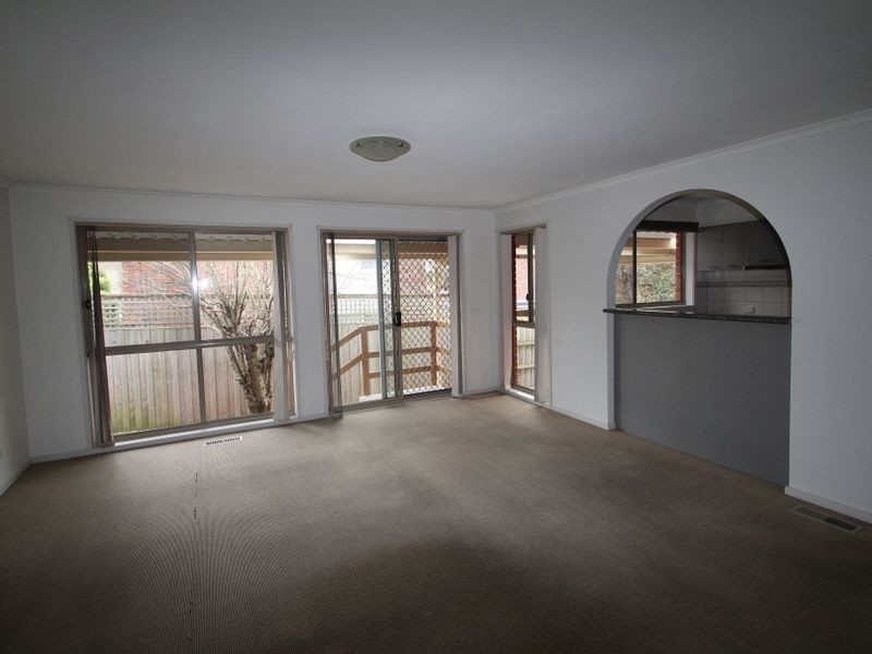2/105 Burwood Highway, Burwood East VIC 3151