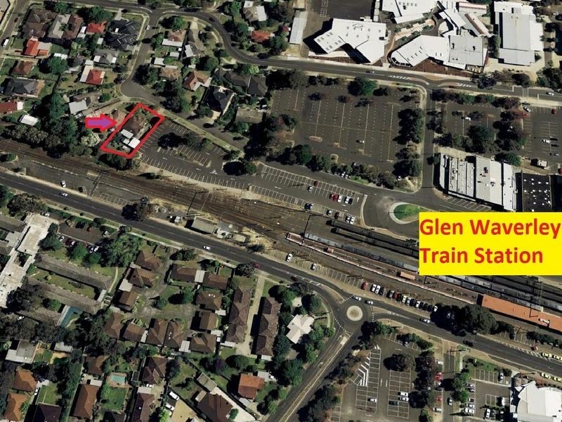 10 Railway Parade North, Glen Waverley VIC 3150