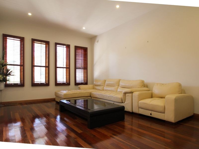 24 Greenways Road, Glen Waverley VIC 3150