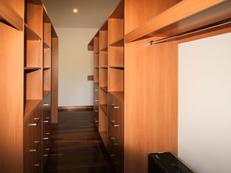 24 Greenways Road, Glen Waverley VIC 3150