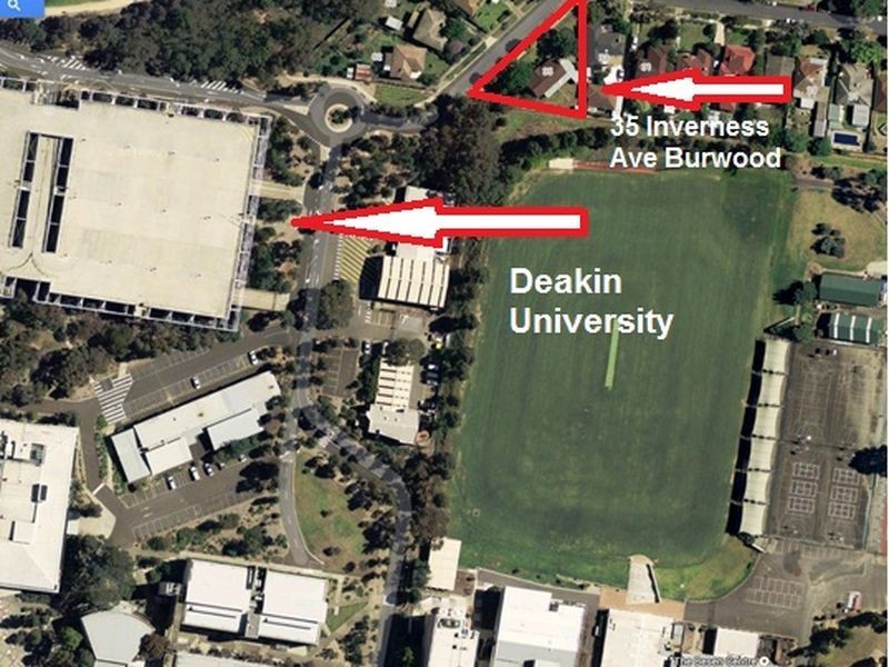 35 Inverness Ave, Burwood VIC 3125