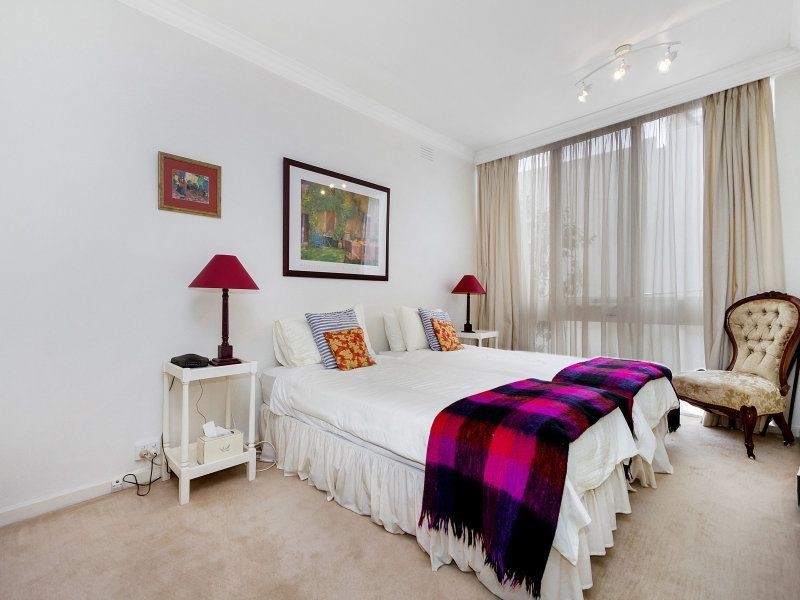 4/71 Lansell Road, Toorak VIC 3142