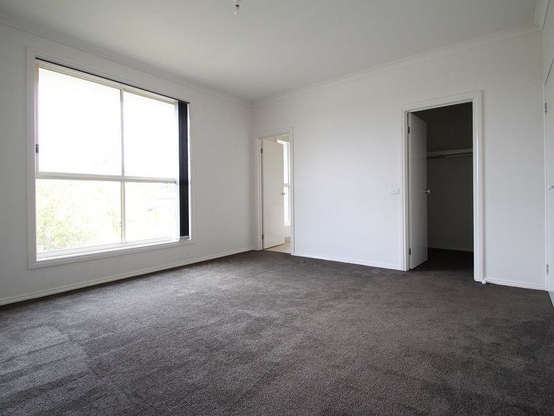 38 Tantallon Boulevard, Beaconsfield VIC 3807