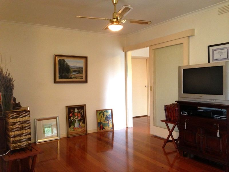 4/13 St Johns Wood Road, Mount Waverley VIC 3149