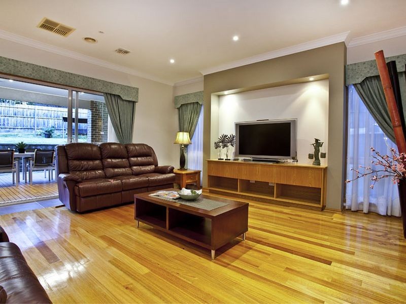 16 Kennedy Street, Glen Waverley VIC 3150