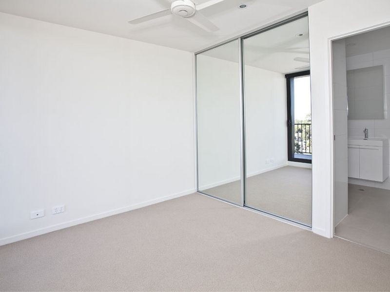 1112/39-45 Kingsway, Glen Waverley VIC 3150