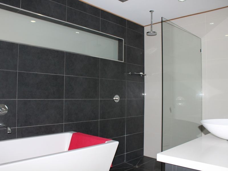 15 Ware Cres, Ringwood East VIC 3135