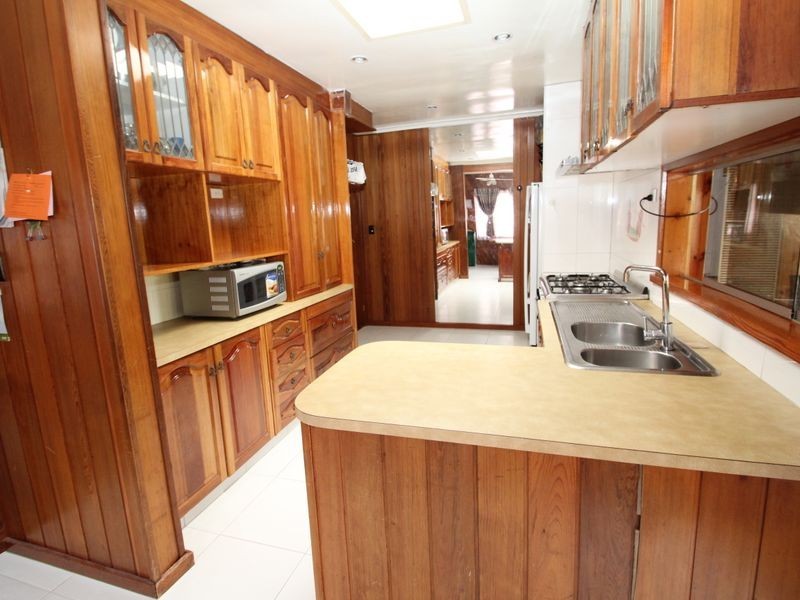 717 Waverley Road, Glen Waverley VIC 3150