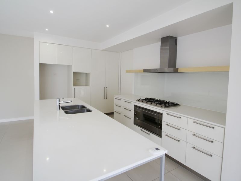 6 Brunton Cres, Mulgrave VIC 3170