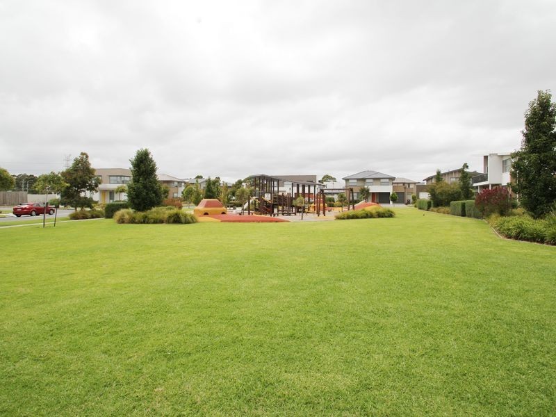 6 Brunton Cres, Mulgrave VIC 3170