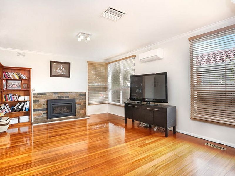 45 Whites Lane, Glen Waverley VIC 3150