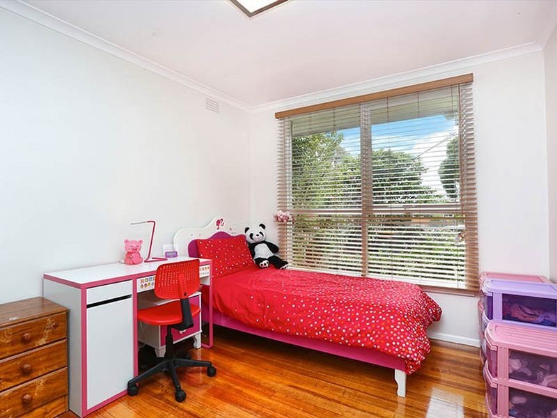 45 Whites Lane, Glen Waverley VIC 3150