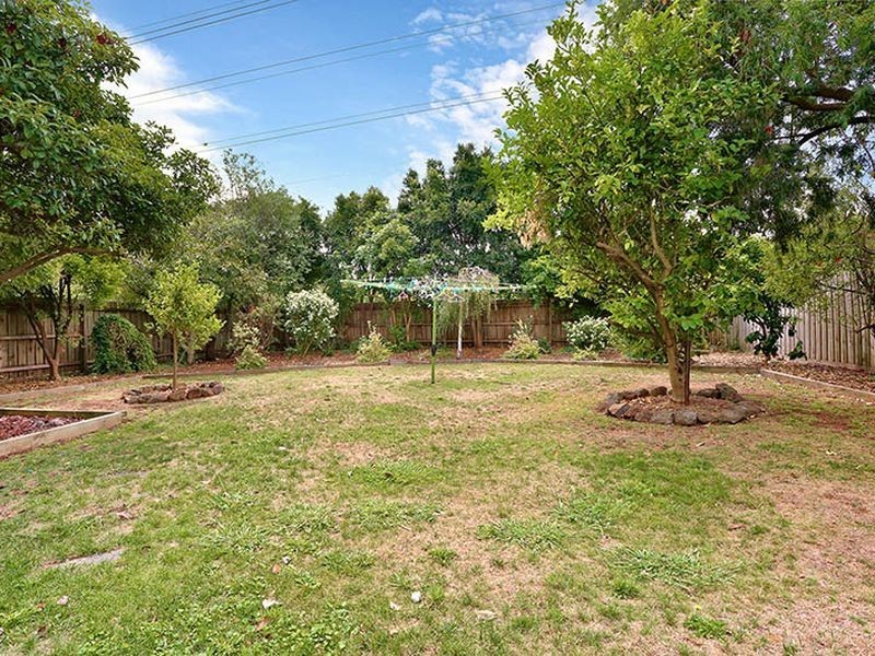 45 Whites Lane, Glen Waverley VIC 3150