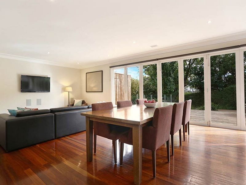 4 Murra Street, Burwood VIC 3125