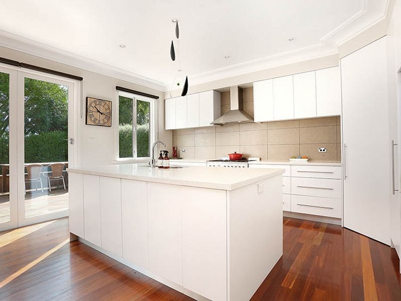 4 Murra Street, Burwood VIC 3125