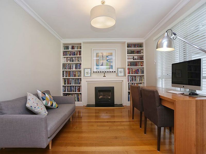 4 Murra Street, Burwood VIC 3125