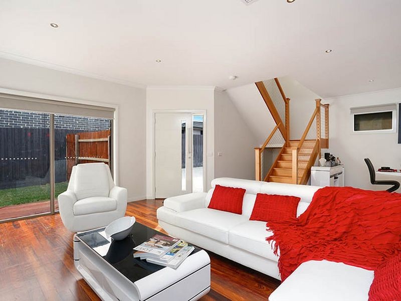 2/13 Richard Street, Glen Waverley VIC 3150