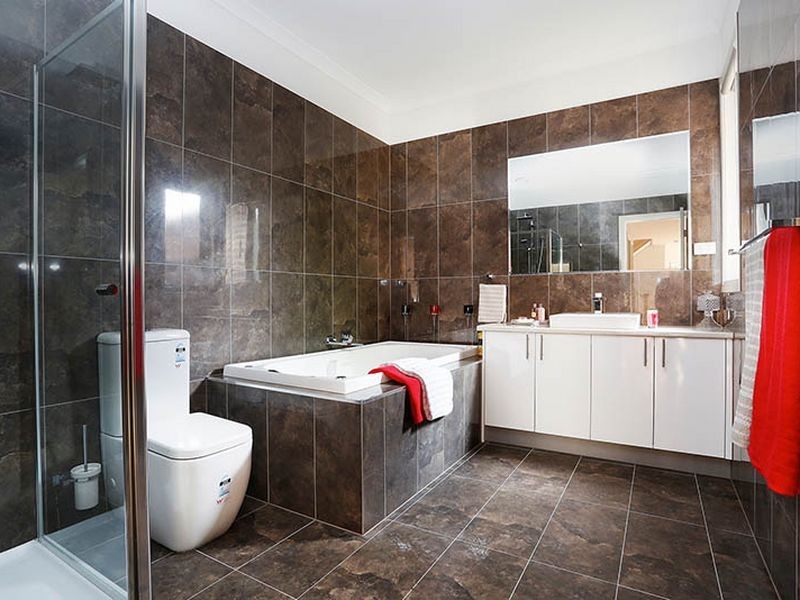 2/13 Richard Street, Glen Waverley VIC 3150