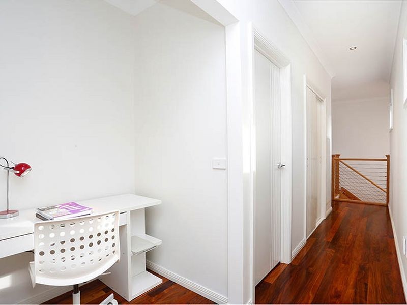 2/13 Richard Street, Glen Waverley VIC 3150