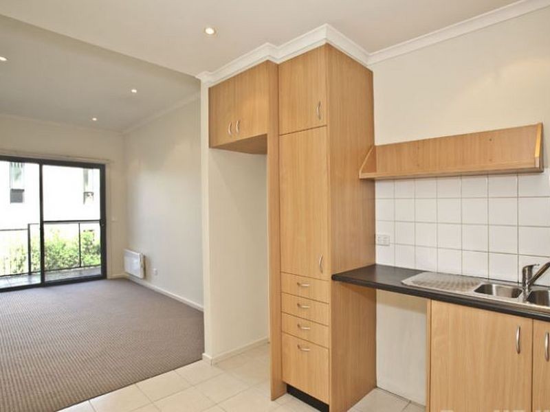 5/1 Eucalyptus Mew, Notting Hill VIC 3168