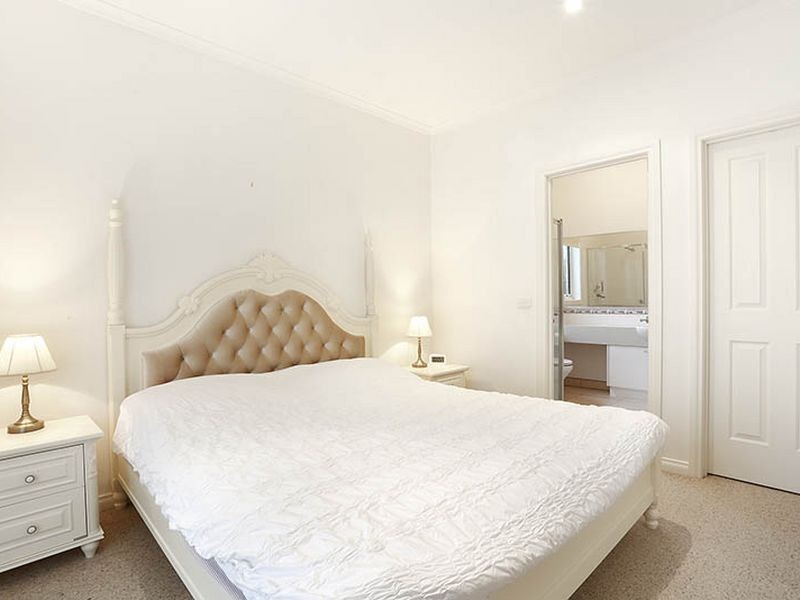 1/17 Lincoln Avenue, Glen Waverley VIC 3150