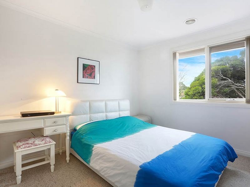 1/17 Lincoln Avenue, Glen Waverley VIC 3150