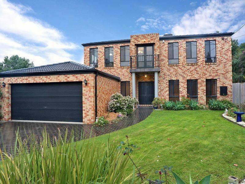 23 Mount Pleasant Drive, Mount Waverley VIC 3149